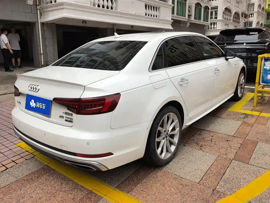 Audi A4L 2019 45 TFSI quattro Sport VI
