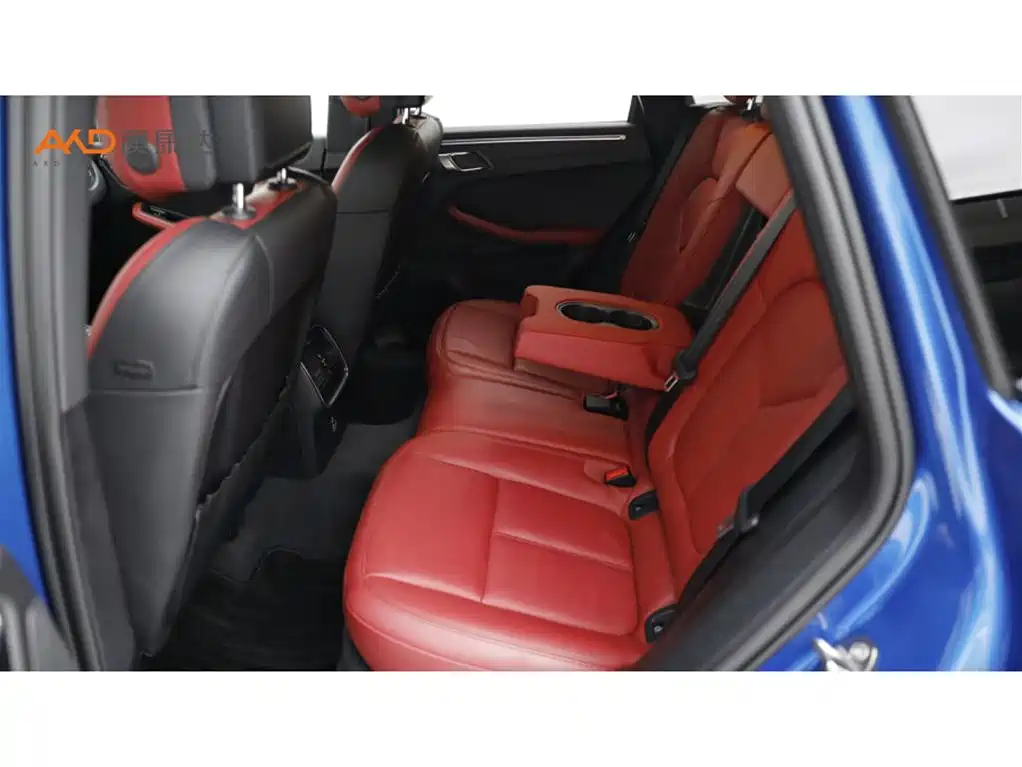 Porsche Macan — миниатюра 7