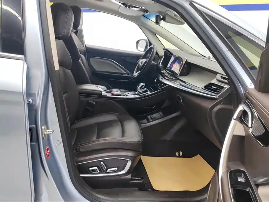 GEELY AUTOMOBILE JIAJIE