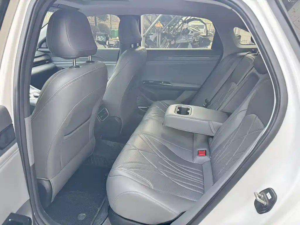 GEELY GALAXY GALAXY L6