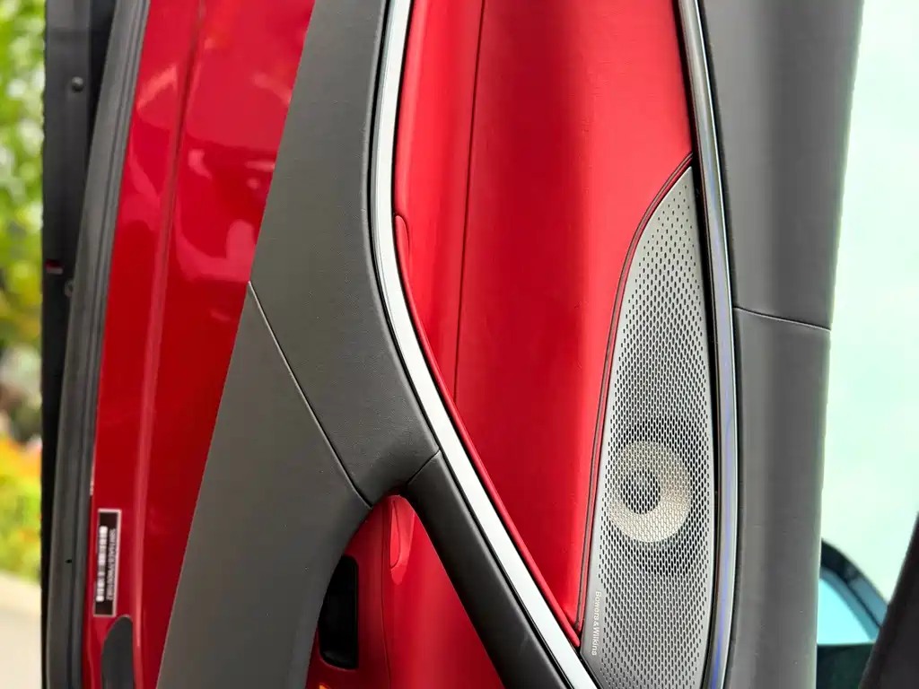 McLaren Artura — миниатюра 18