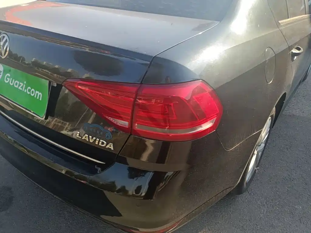 Volkswagen Lavida — миниатюра 8