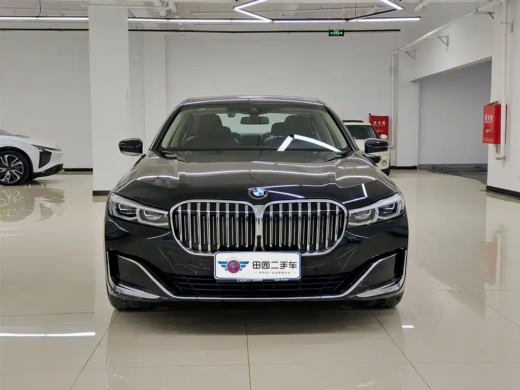 BMW 7 SERIES