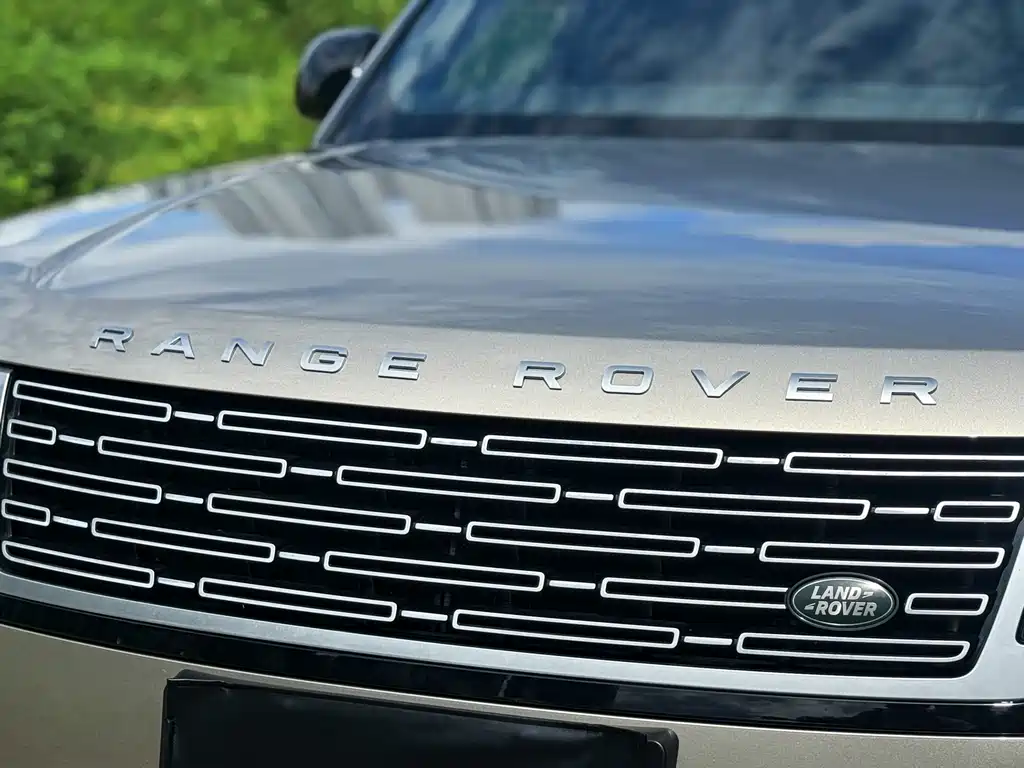 Land Rover Range Rover 2024 3.0 L6 400PS Long Wheelbase