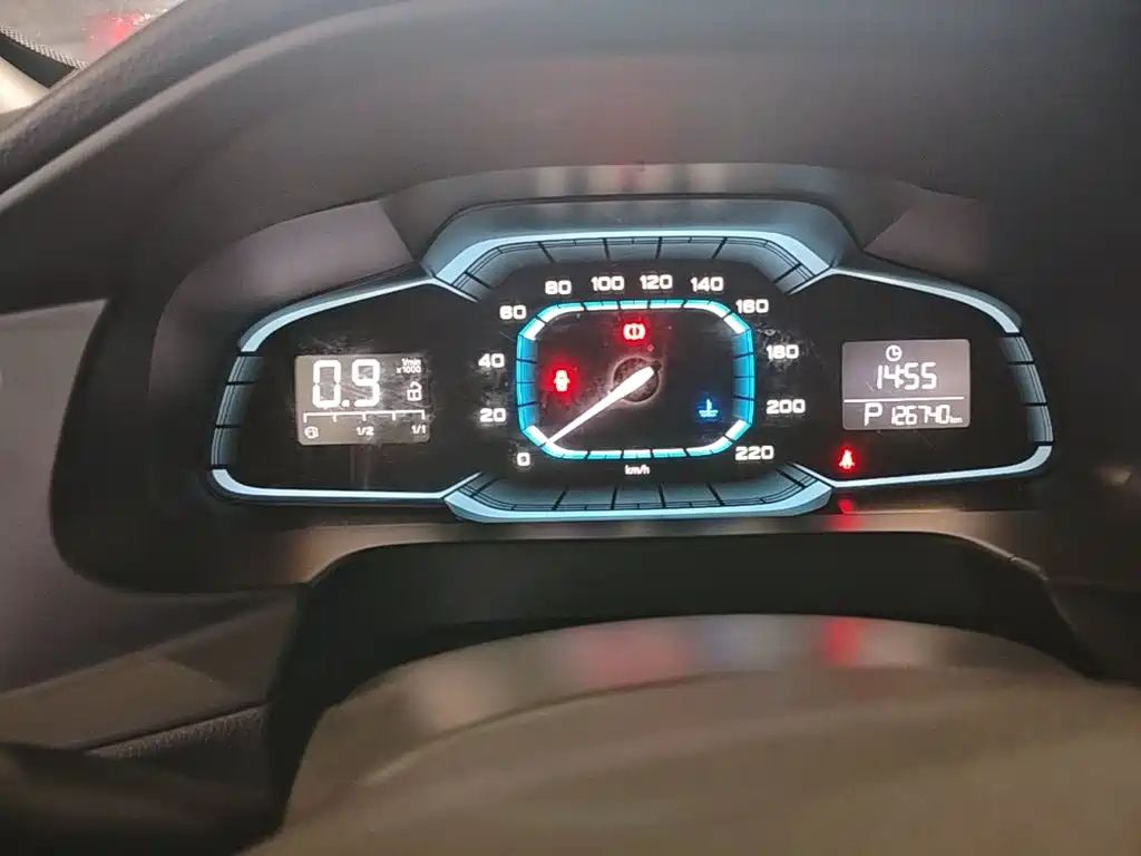 Roewe 360 — миниатюра 12