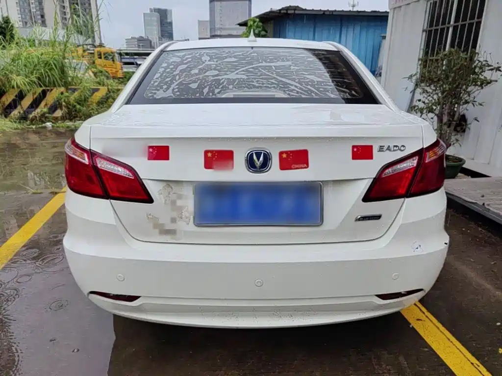 Changan Eado — миниатюра 6