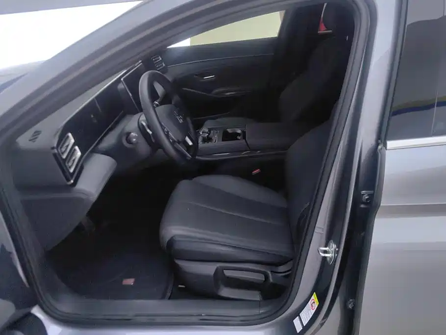 BYD Qin L — миниатюра 9