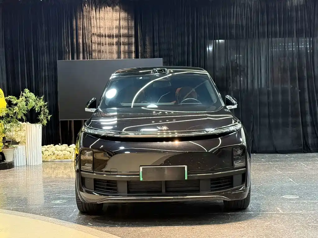 Li Auto Li L9 — миниатюра 2