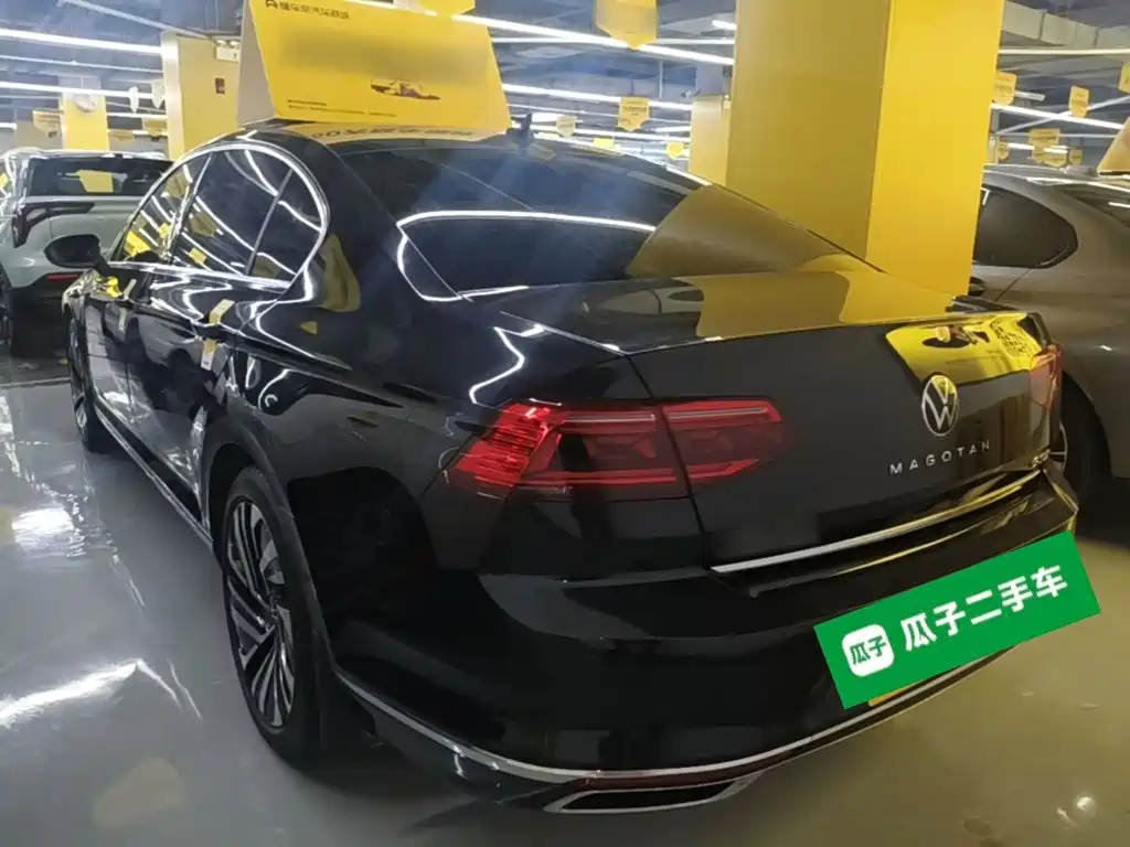 Volkswagen Magotan PHEV — миниатюра 5