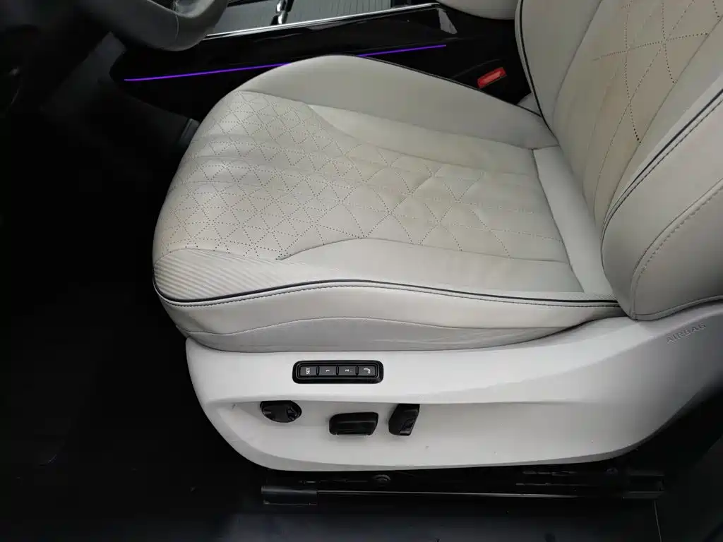 Volkswagen ID.6 X — миниатюра 20