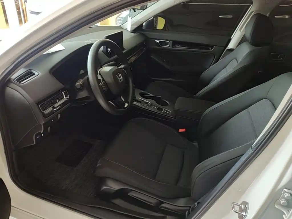 Honda Civic — миниатюра 16