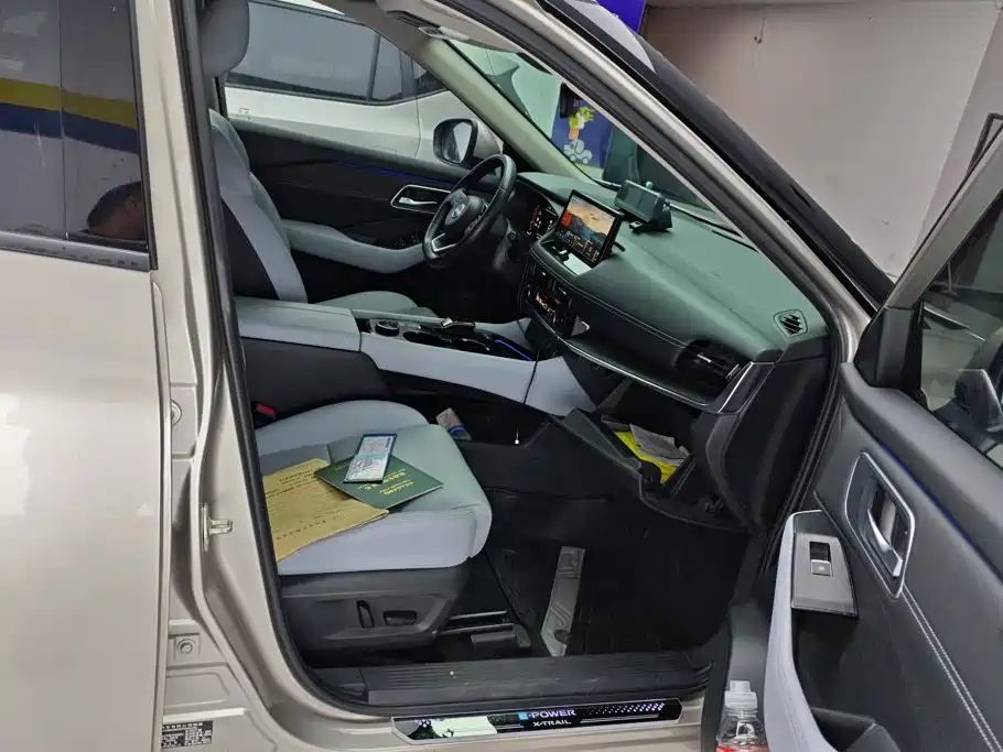 Nissan X-Trail — миниатюра 8