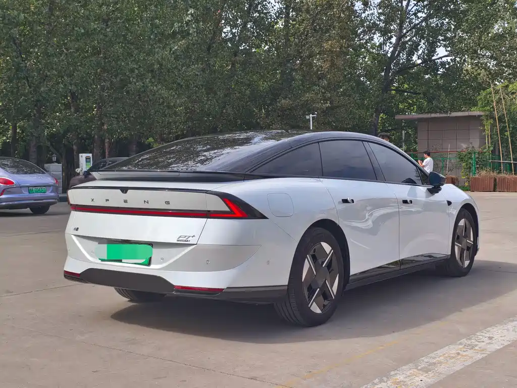 XPeng P7+ — миниатюра 9