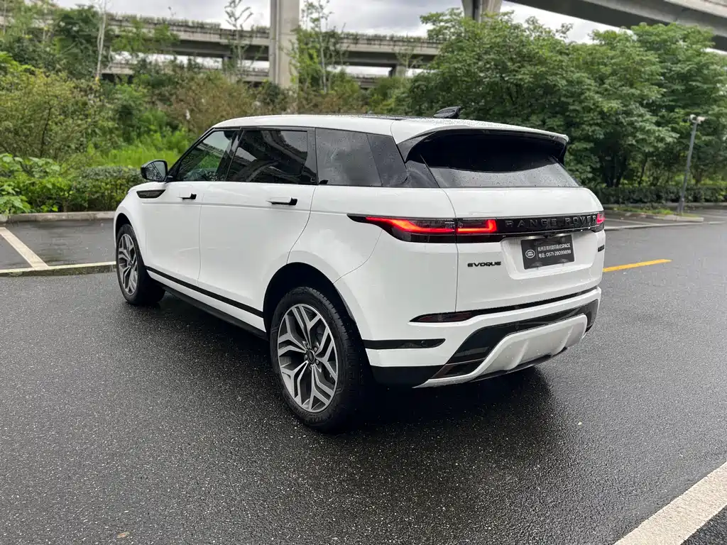 Land Rover Range Rover Evoque 2026 L SE