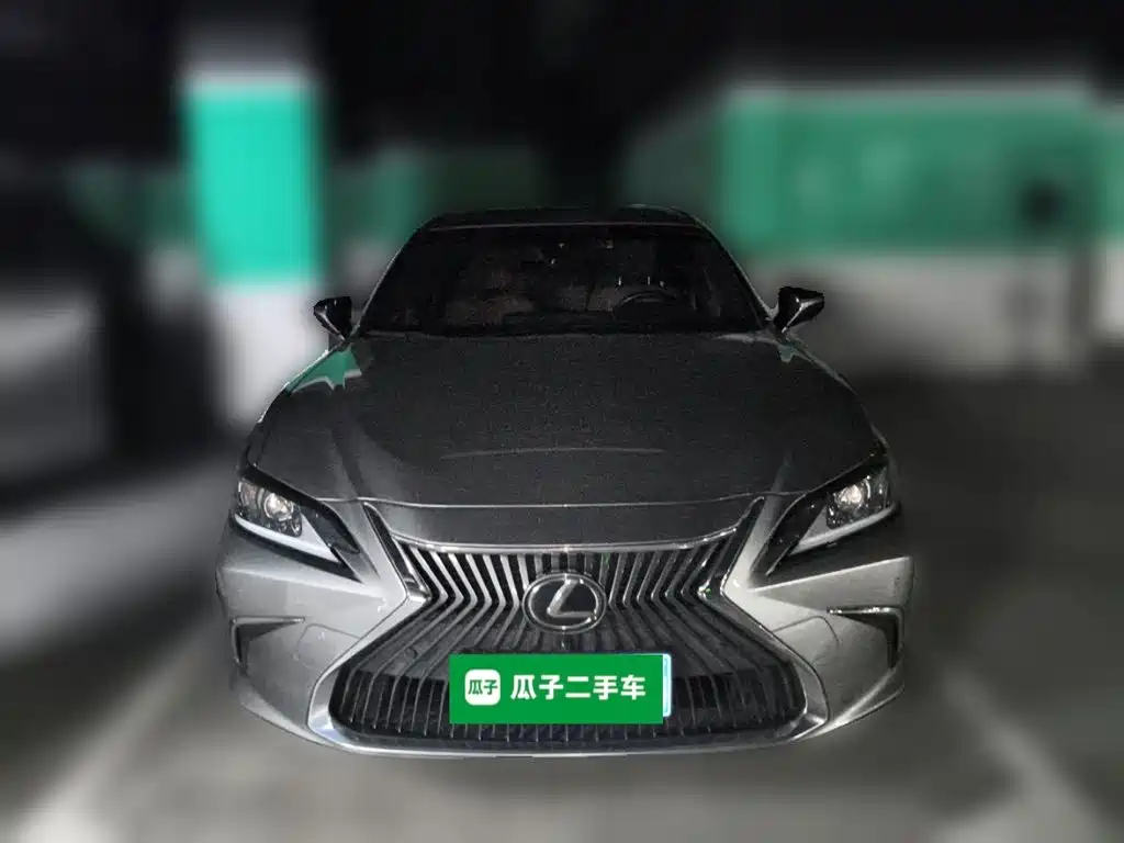 Lexus ES — миниатюра 2