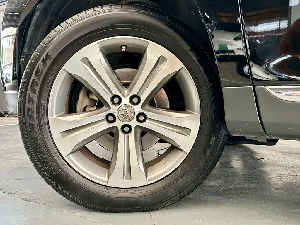 Toyota Highlander — миниатюра 21