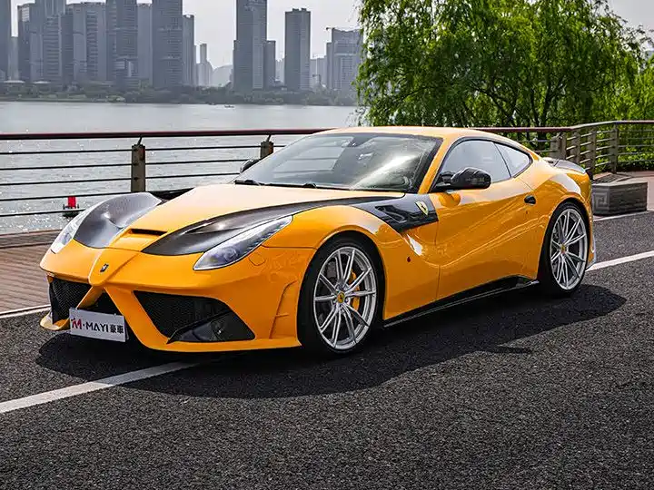 Ferrari F12berlinetta 2013 6.3L