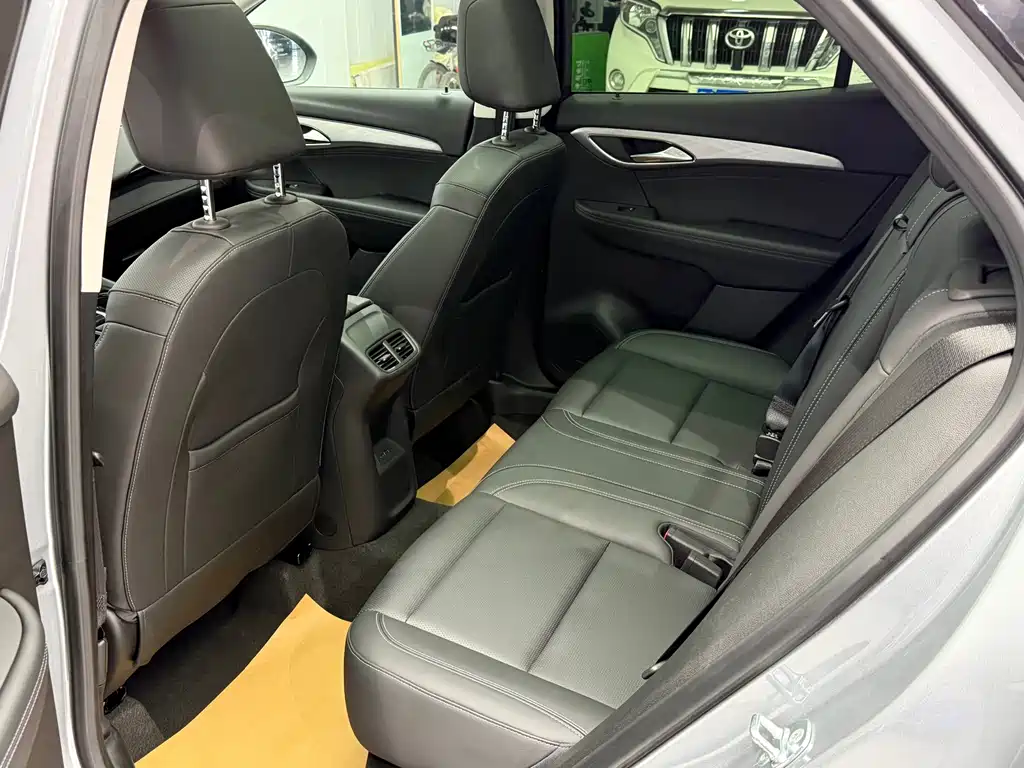 Buick Envision S — миниатюра 17
