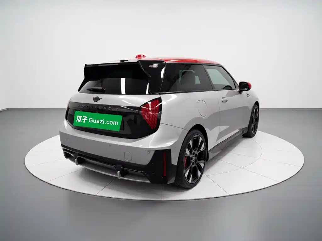 MINI Электрический Mini JCW — миниатюра 6