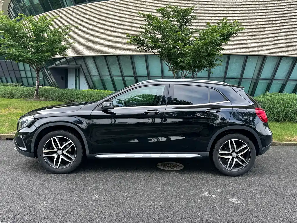 Mercedes-Benz GLA 2016 GLA 200