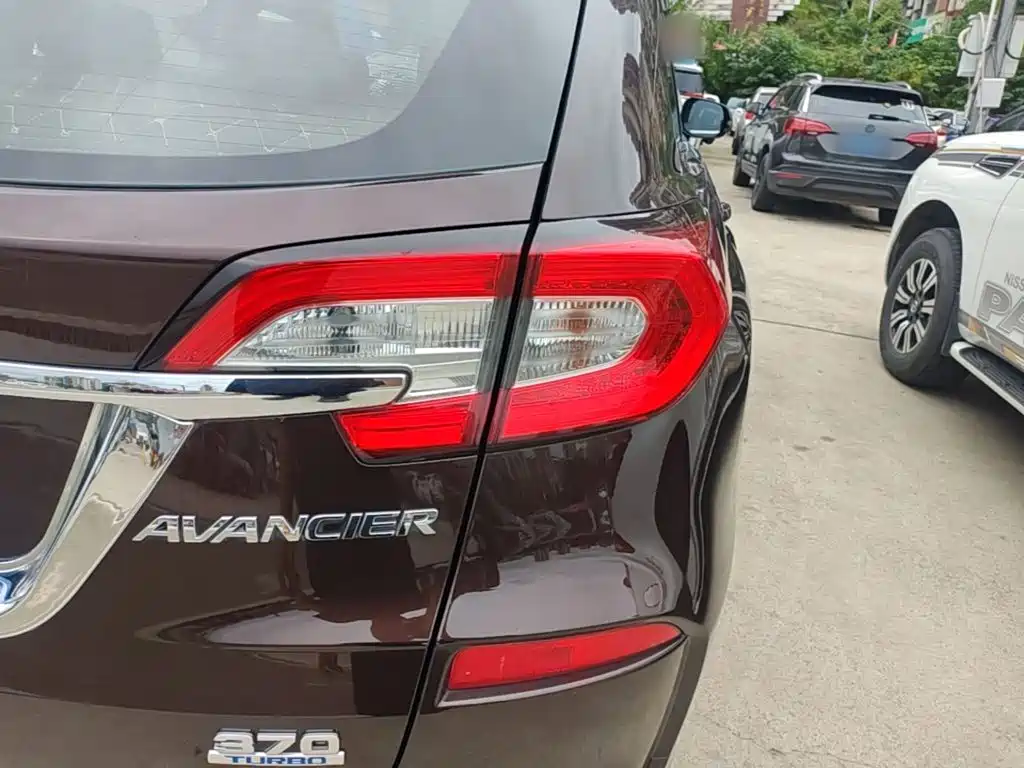 Honda Avancier — миниатюра 8