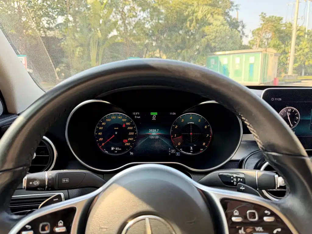 MERCEDES-BENZ C CLASS