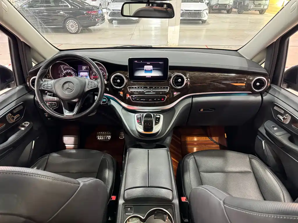 Mercedes-Benz V-Class V 2017 V 260 L