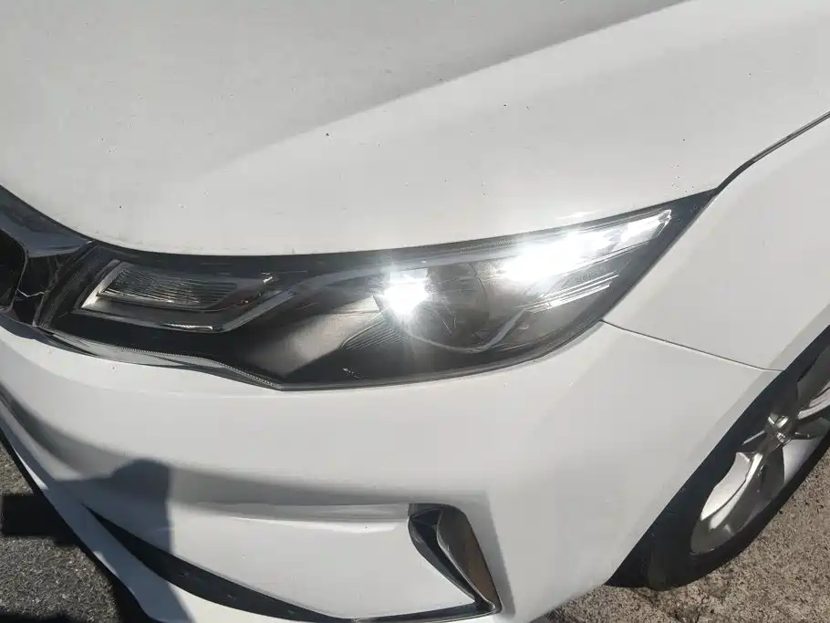 Geely Emgrand GL — миниатюра 5