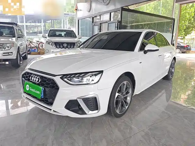 AUDI  A4L 2020