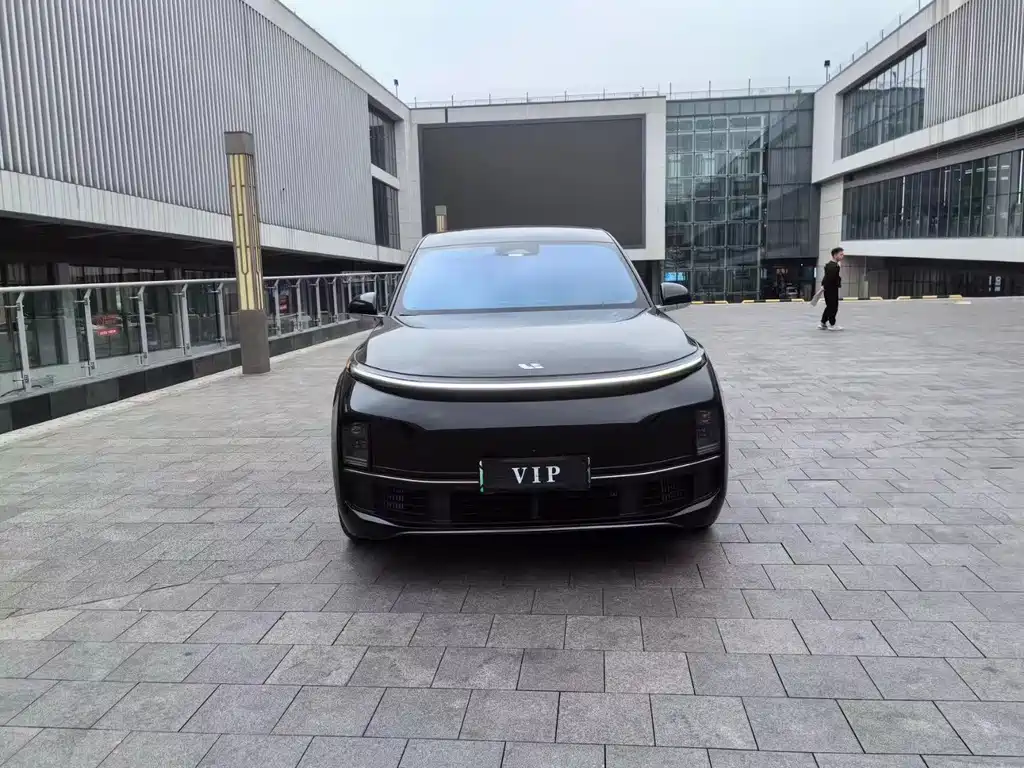 Li Auto L8 2023 Air