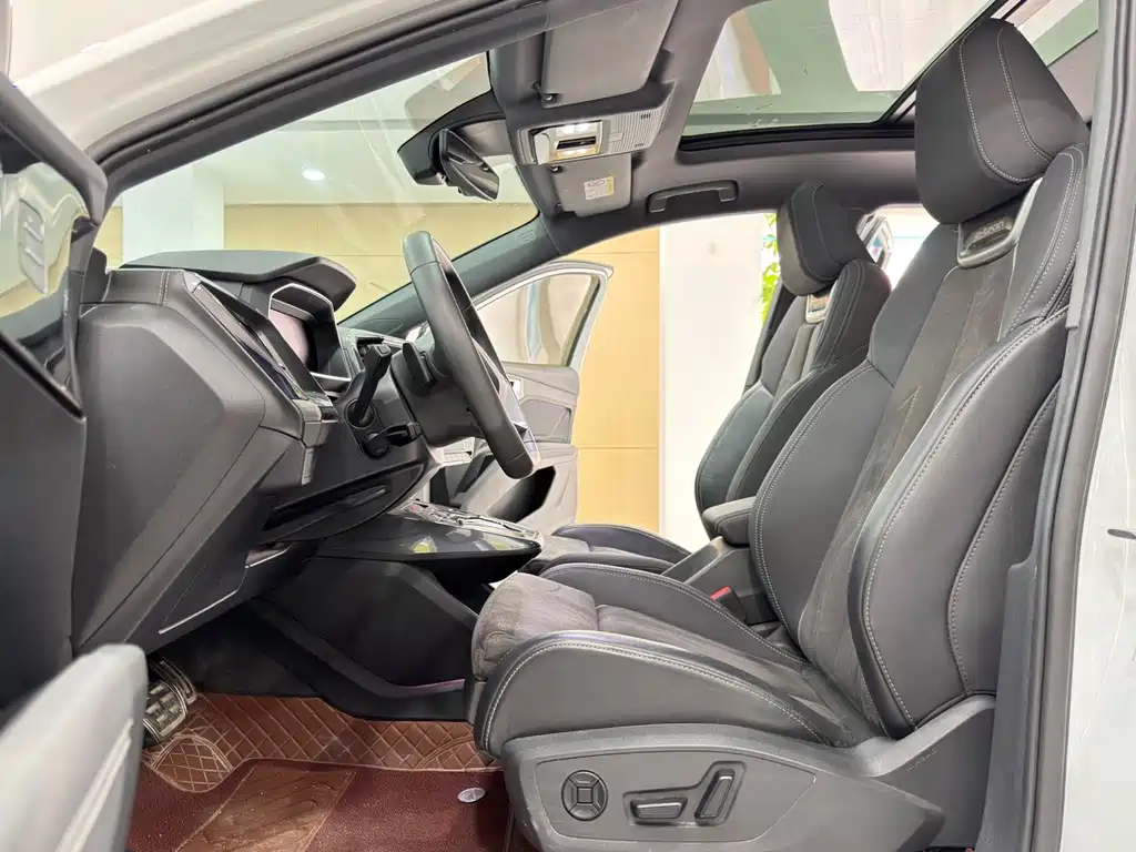 Audi Q4 e-tron 2023 40 e-tron
