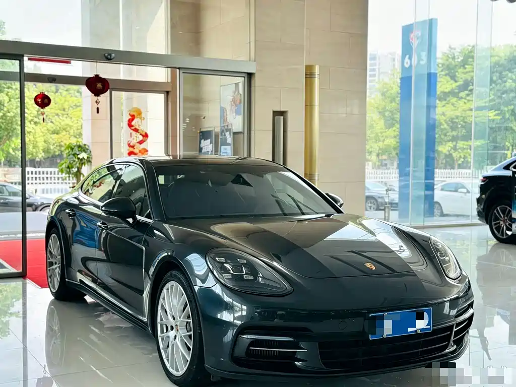 Porsche Panamera — миниатюра 3