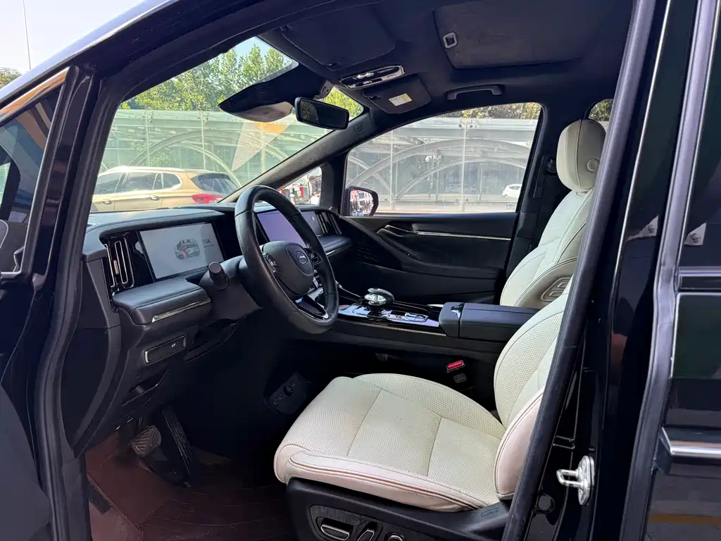 GAC Motor Trumpchi M8 — миниатюра 4