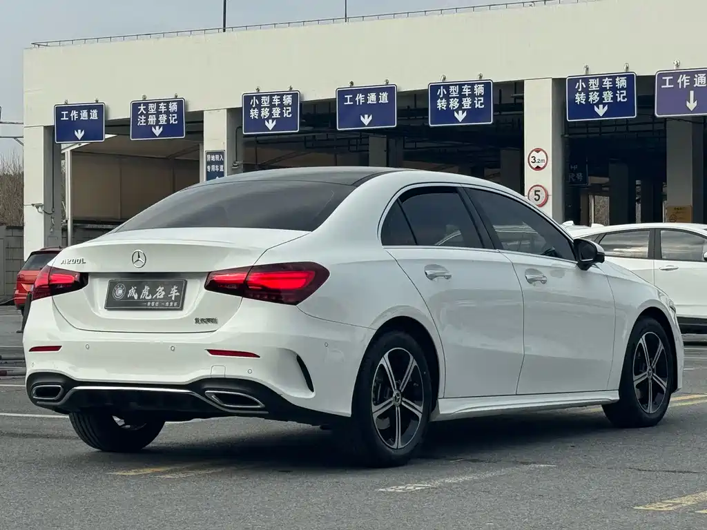 MERCEDES-BENZ A CLASS