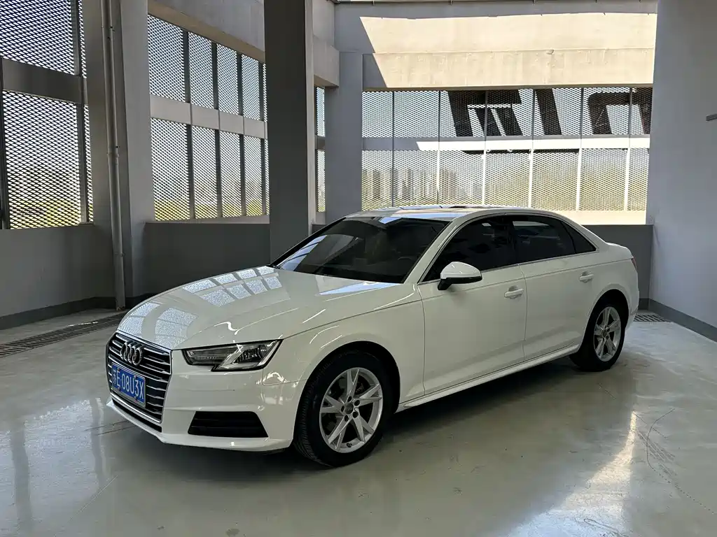 Audi A4L 2017