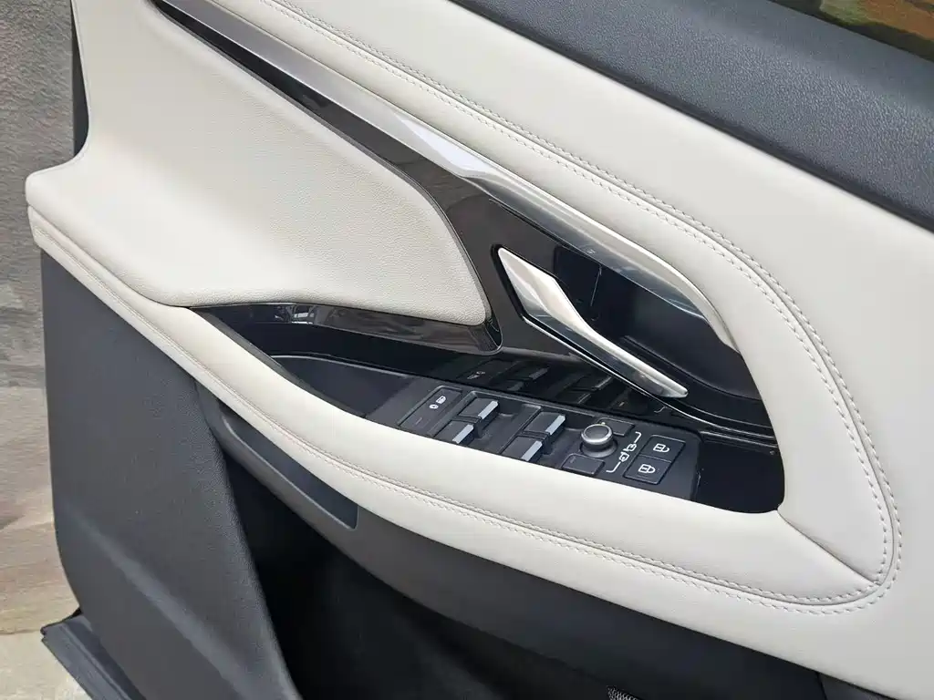 LAND ROVER RANGE ROVER AURORA