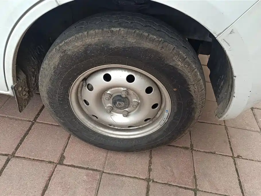 Changan M60 2023 1.5L GDI Comfort 6/7 мест