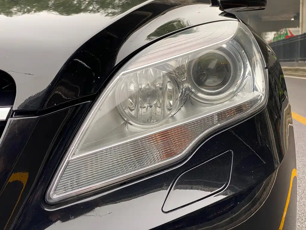 MERCEDES-BENZ R CLASS