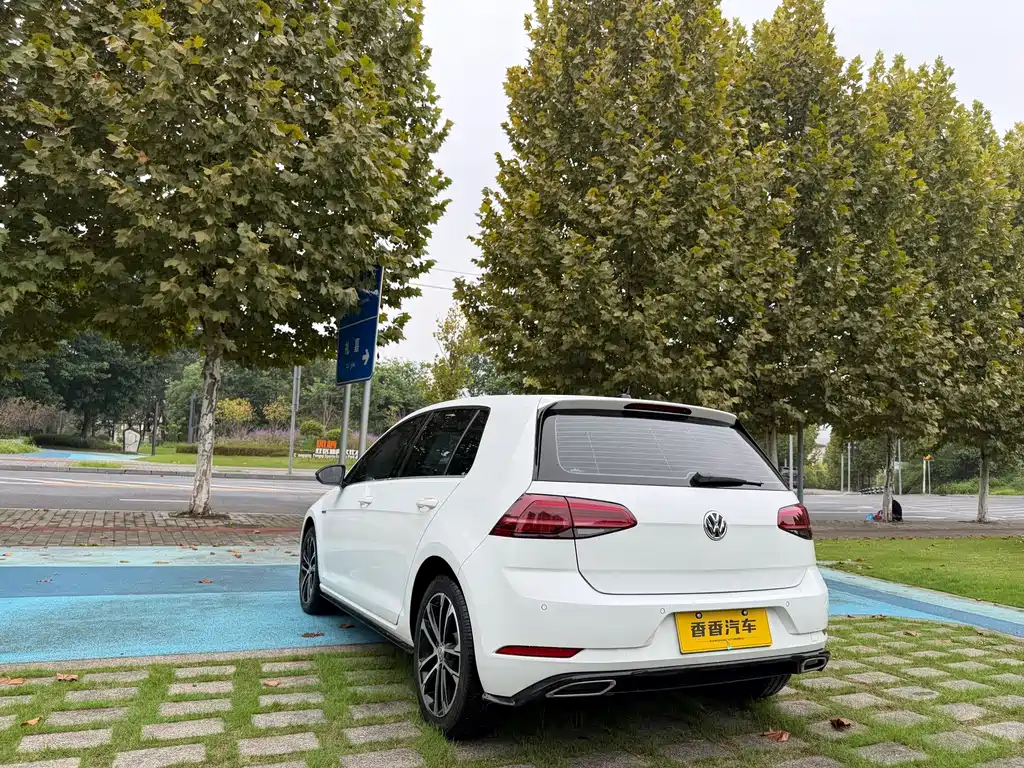 Volkswagen Golf — миниатюра 4