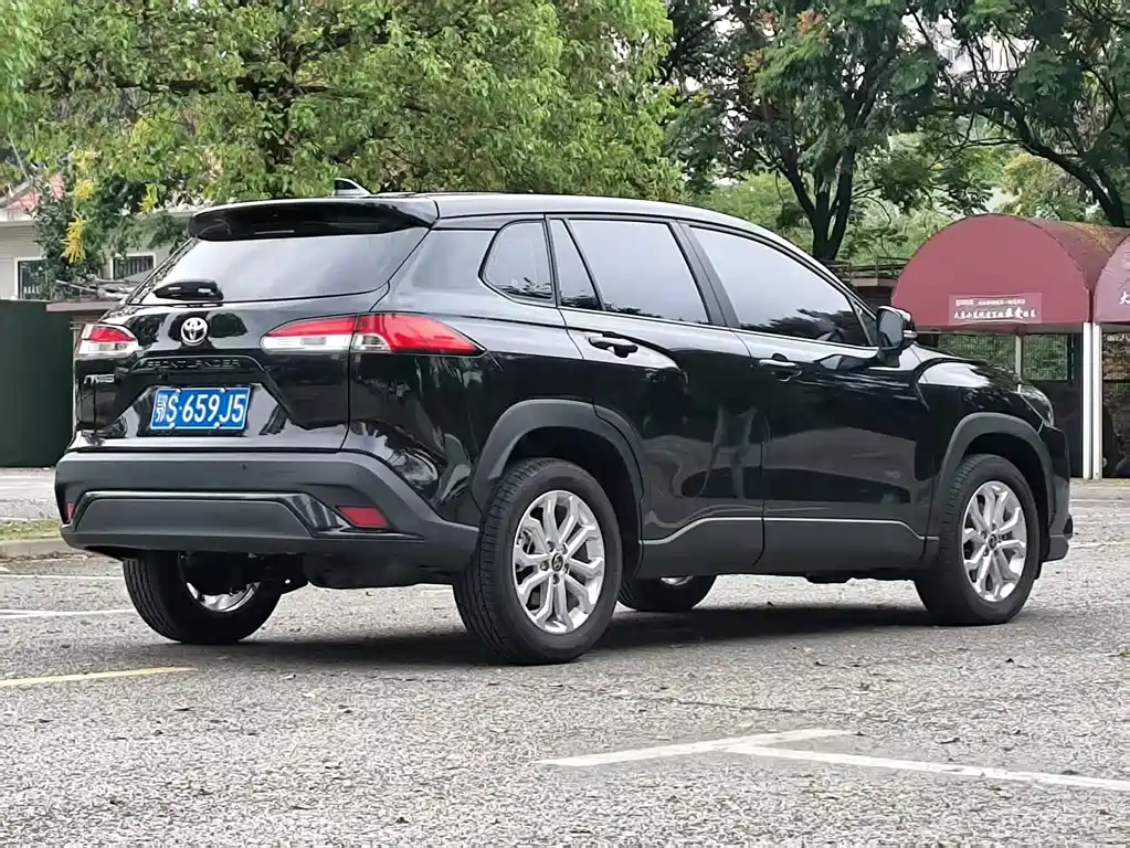 Toyota Frontlander — миниатюра 10