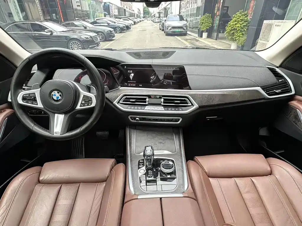 BMW X5 2021 xDrive30i M Sport