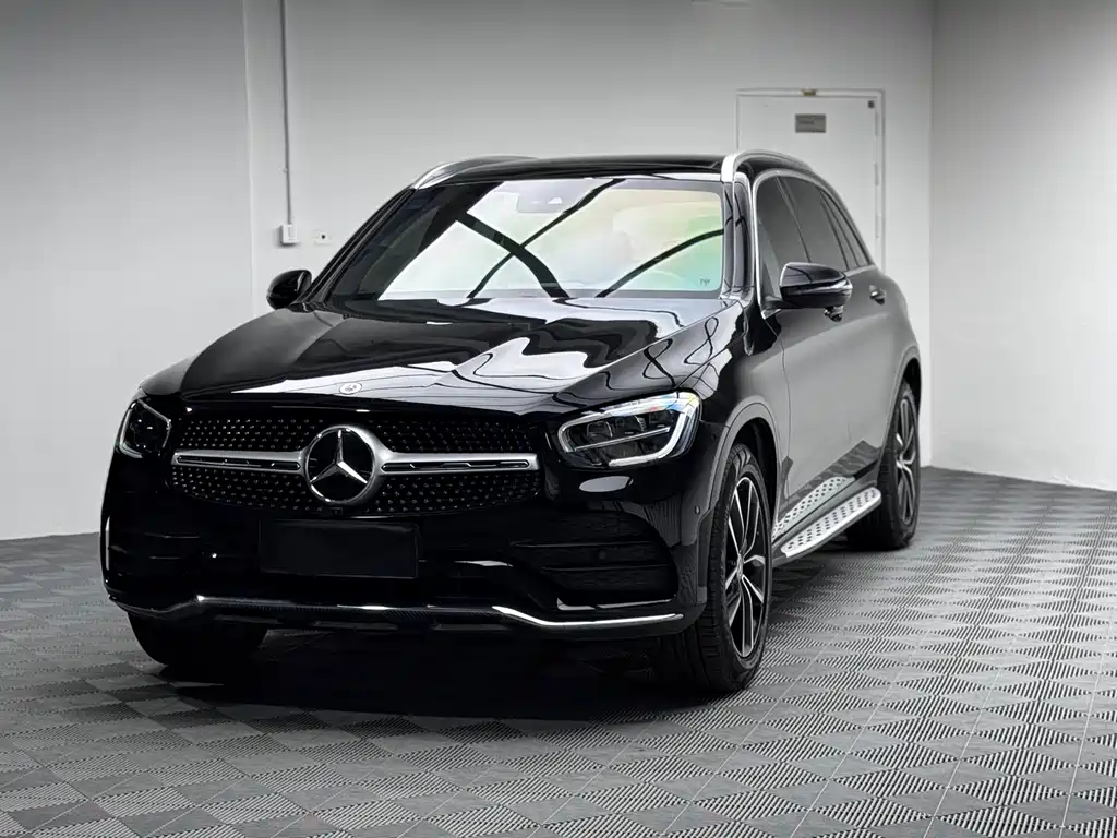 Купить Mercedes-Benz GLC