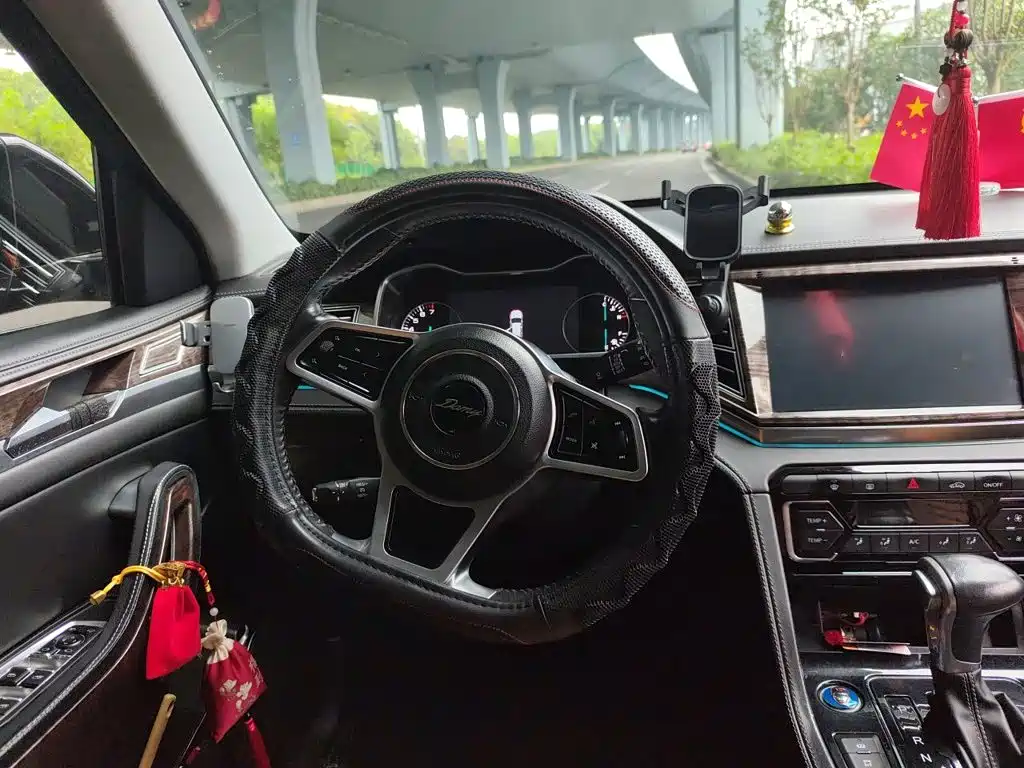 Zotye X7 — миниатюра 6