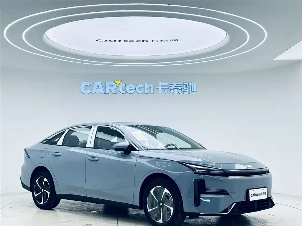Geely Galaxy Galaxy L6 L6 2025 EM-i 140km