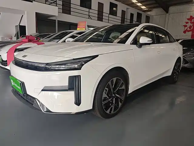 GEELY GALAXY GALAXY L6 2023