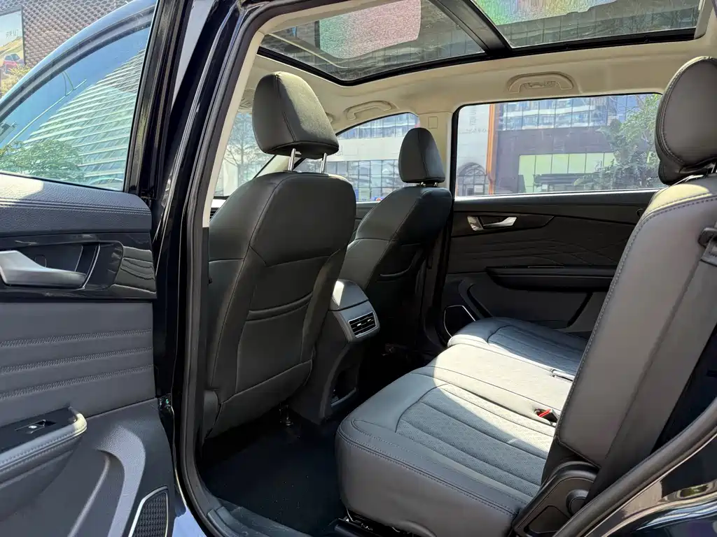 SINOTRUK VGV VGV U70