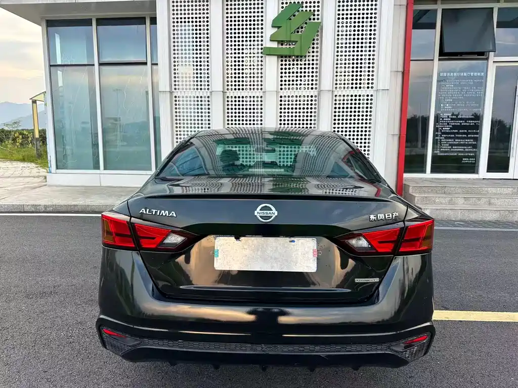 Nissan Teana - фото 27