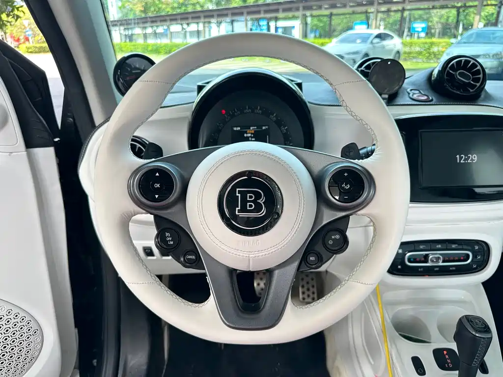 Brabus Smart Fortwo — миниатюра 12