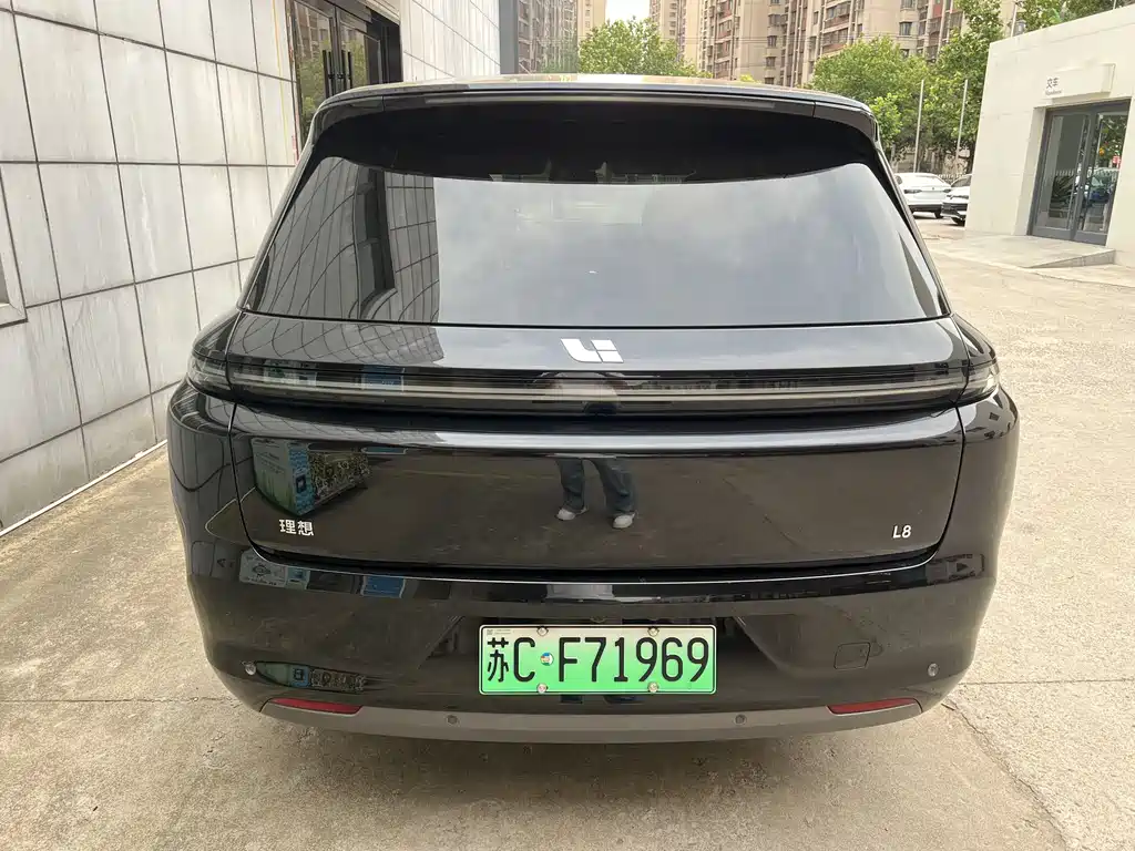Li Auto L8 2025 Ultra