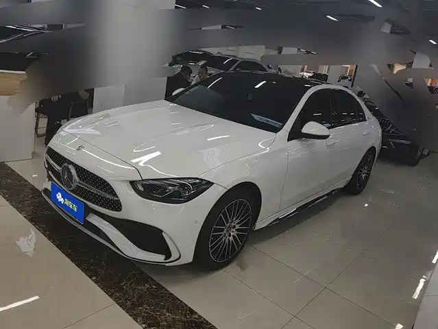 MERCEDES BENZ C CLASS